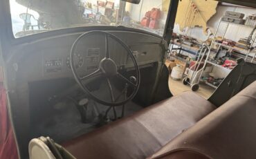 Dodge-WC-6-1940-command-car-3