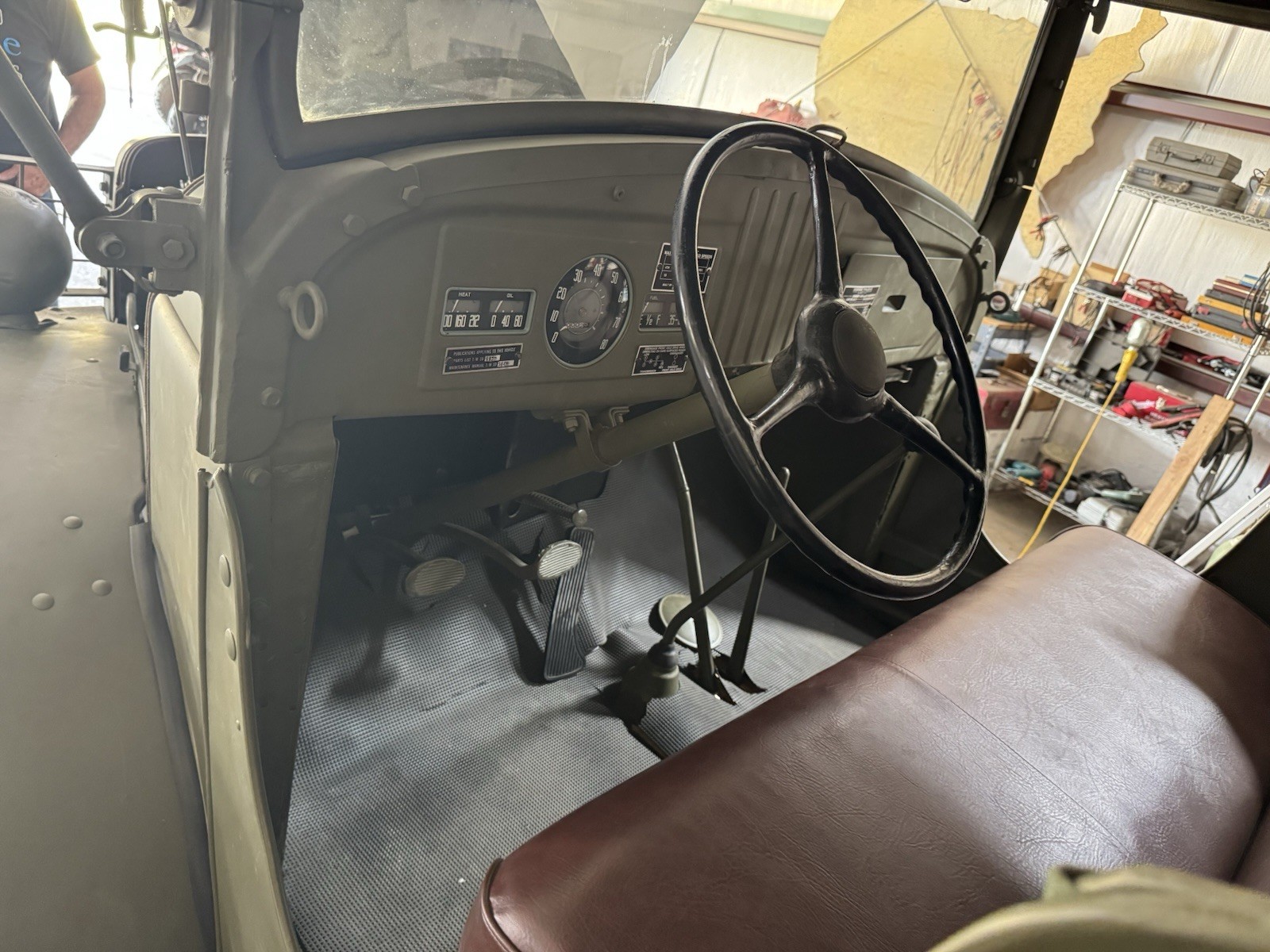 Dodge-WC-6-1940-command-car-5