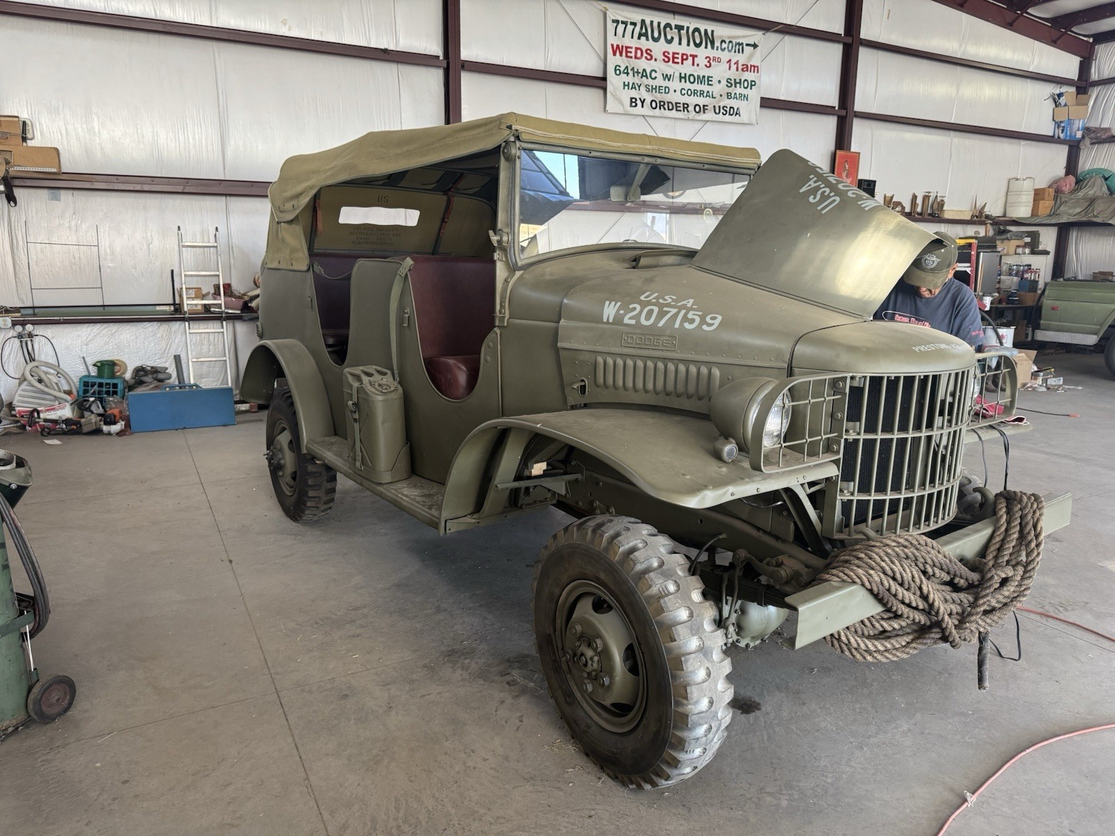 Dodge WC-6 1940 command car