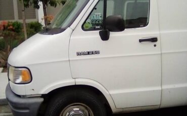 Dodge-b250-van-1994-5