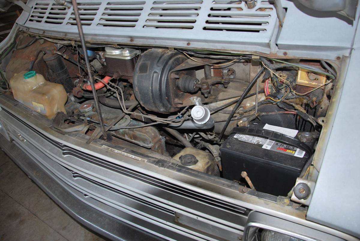 Dodge-b300-1976-custom-9