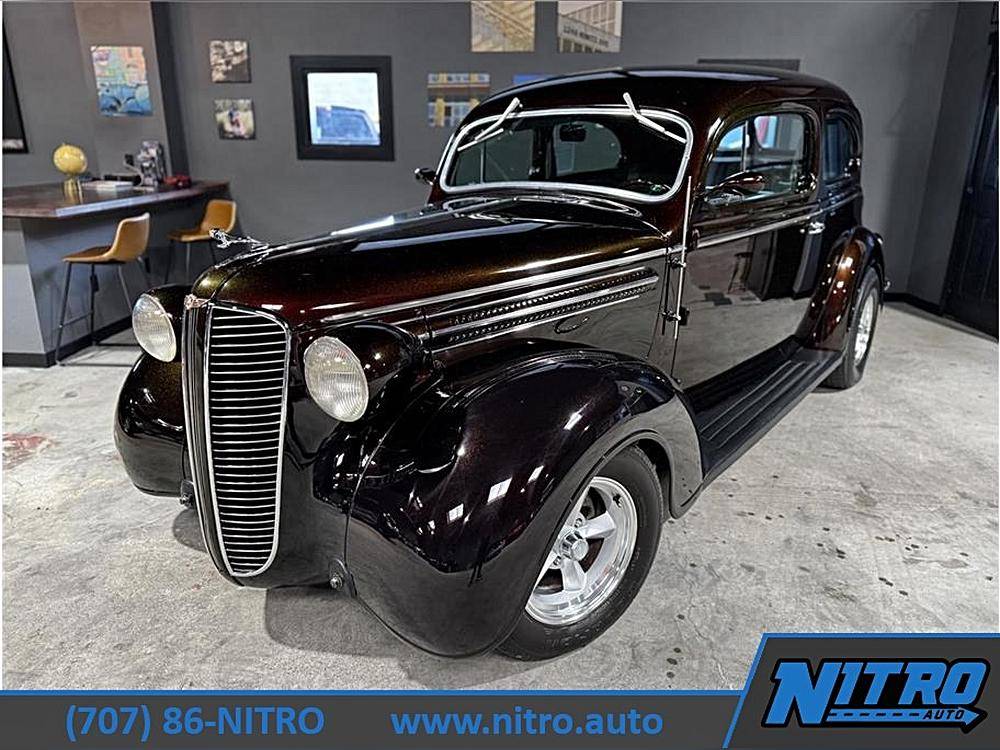 Dodge-brothers-1937-brown-18