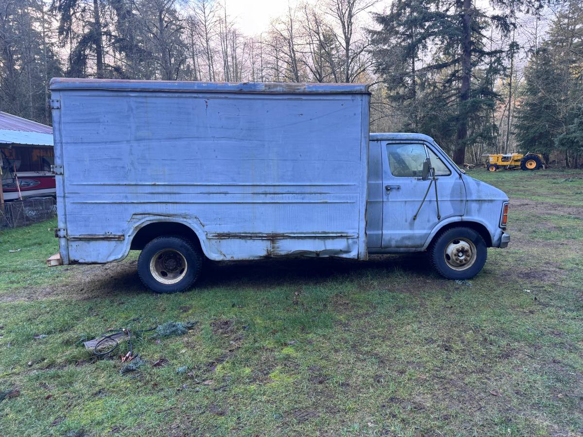 Dodge-cb300-1979-blue-1