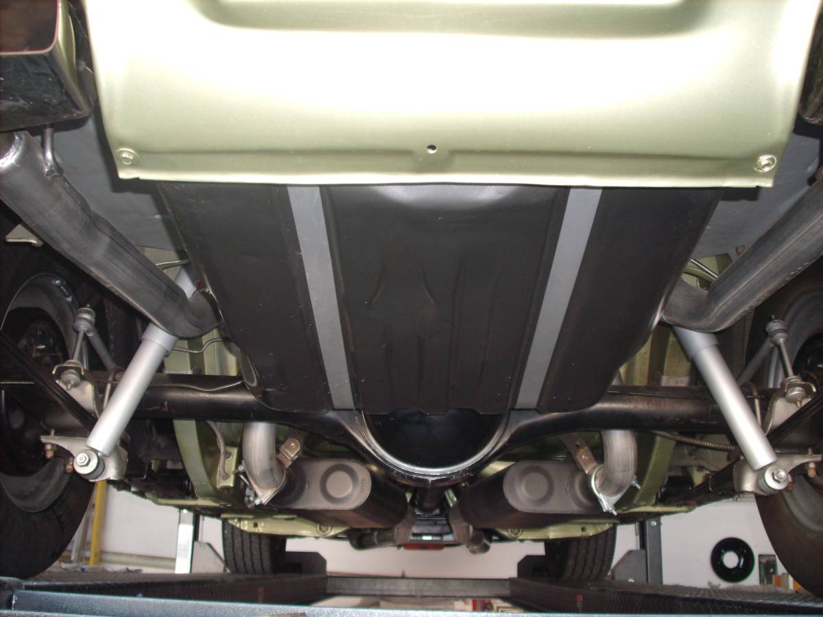 Dodge-challenger-1970-17