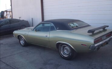 Dodge-challenger-1970-5