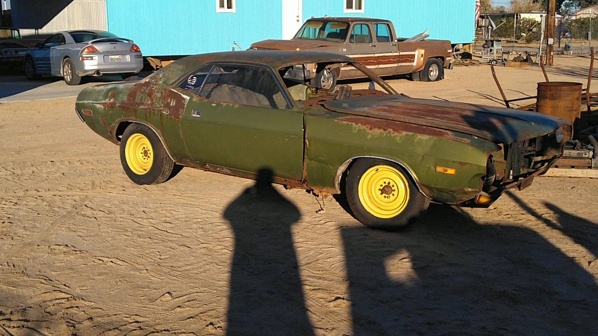 Dodge-challenger-1971-13