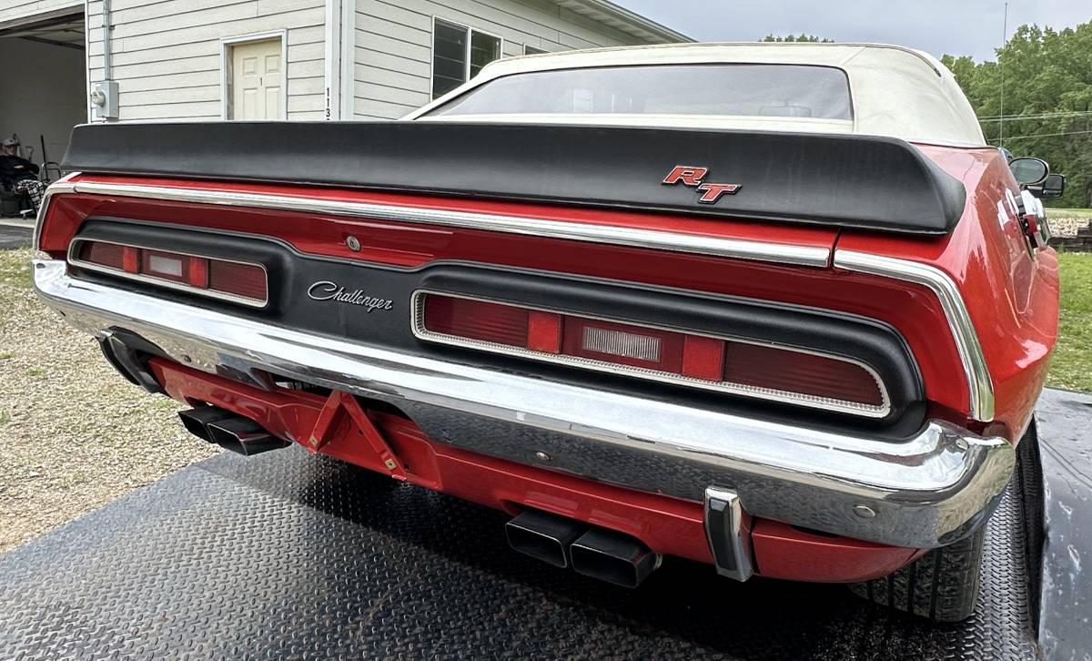 Dodge-challenger-1971-red-5