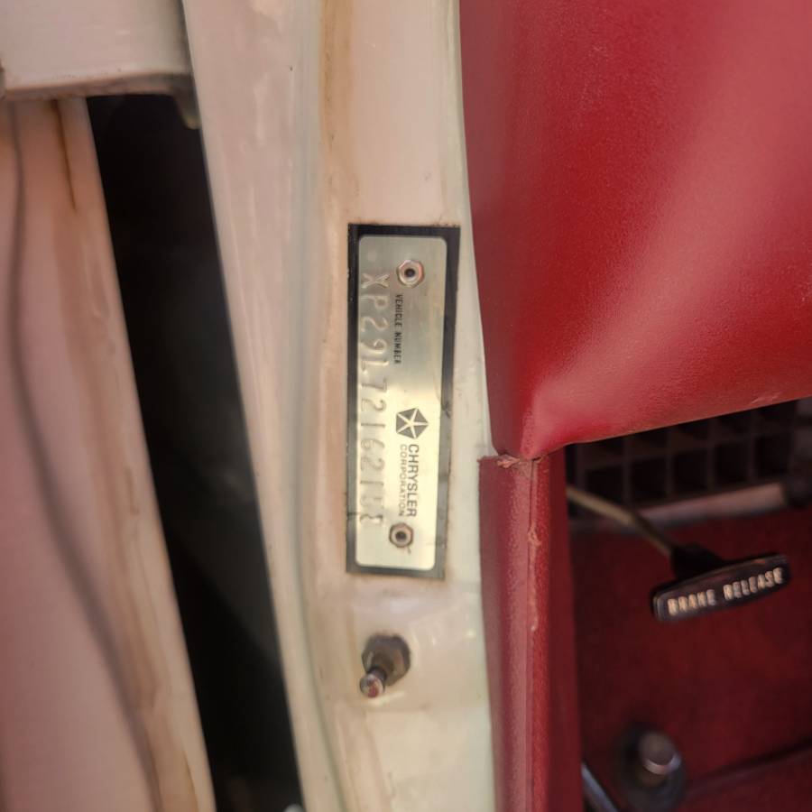 Dodge-charger-1967-white-15