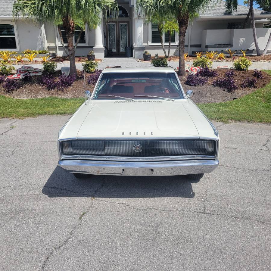 Dodge-charger-1967-white-3