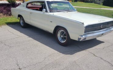 Dodge-charger-1967-white-4