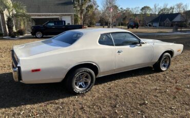 Dodge-charger-1973-white-2