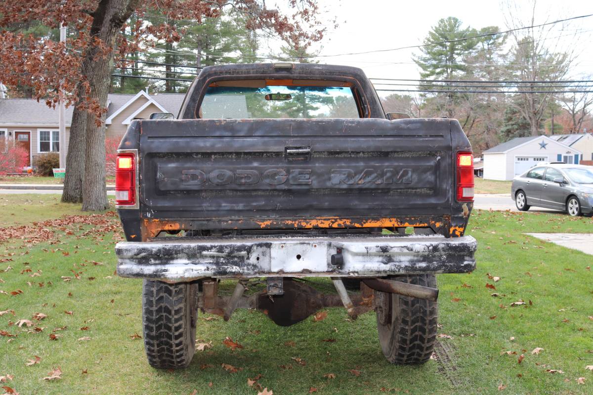 Dodge-cummins-diesel-1990-2