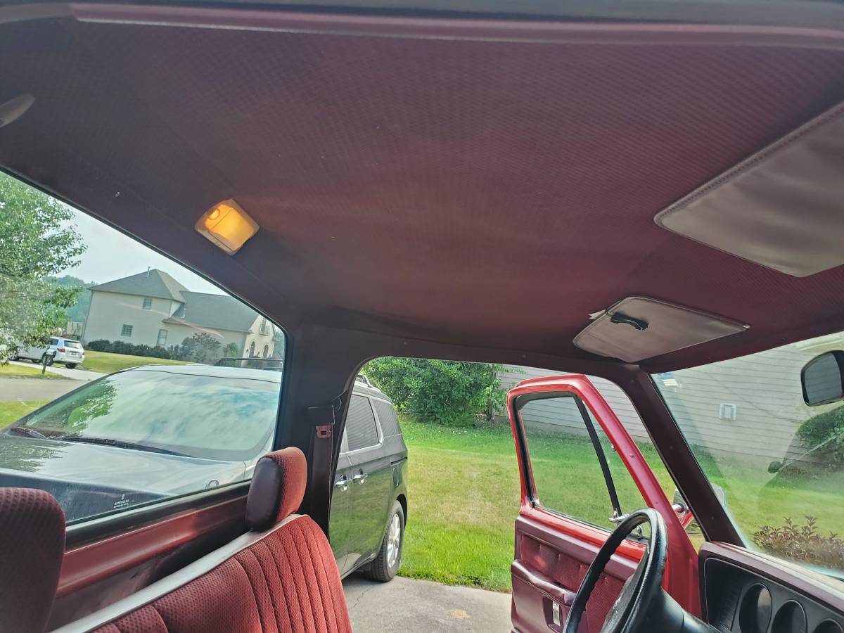 Dodge-d-series-d150-s-1990-red-17