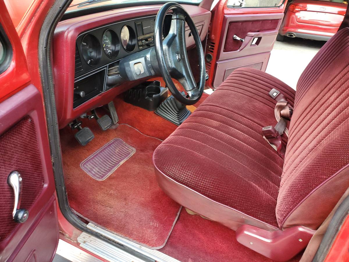 Dodge-d-series-d150-s-1990-red-5