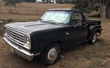 Dodge-d100-1972-green