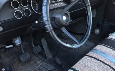 Dodge-d100-1972-green-9