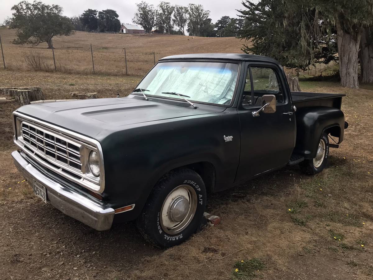Dodge-d100-1972-green