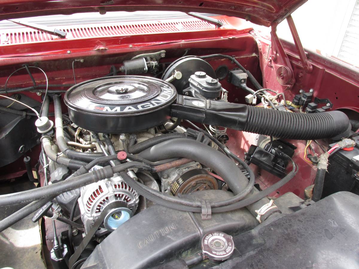 Dodge-d150-le-12-ton-1992-19