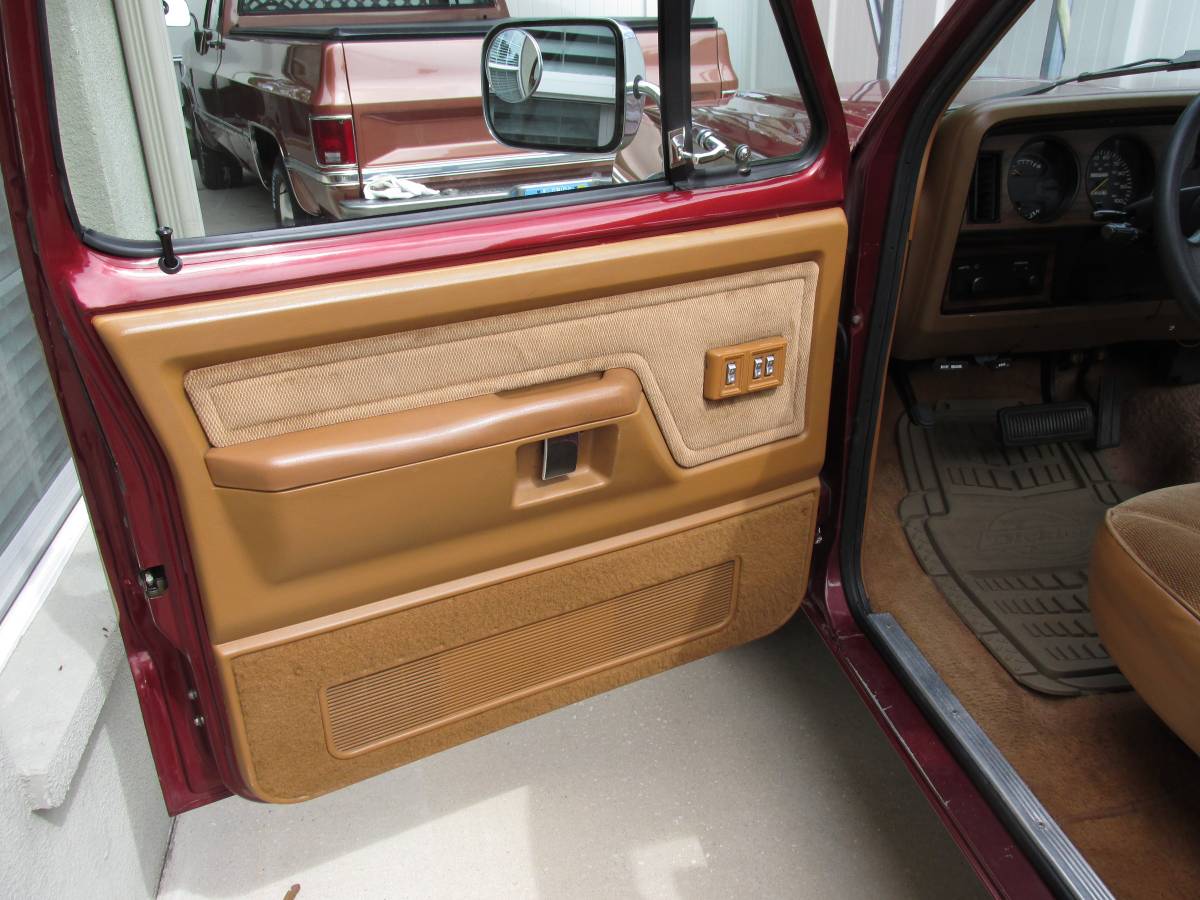 Dodge-d150-le-12-ton-1992-20