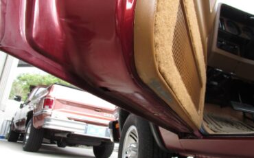 Dodge-d150-le-12-ton-1992-21