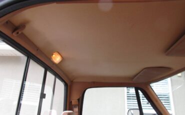 Dodge-d150-le-12-ton-1992-23