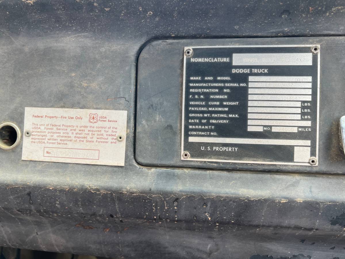 Dodge-d500-1970-red-14