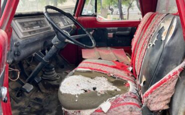 Dodge-d500-1970-red-3