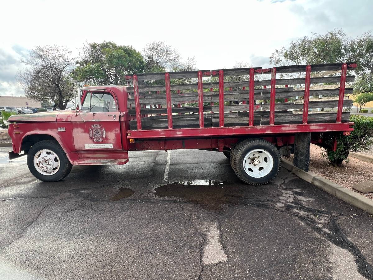 Dodge-d500-1970-red-8