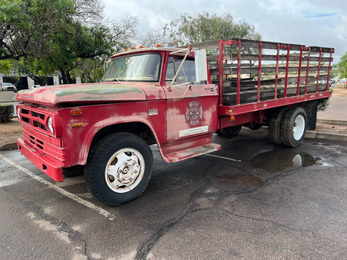 Dodge-d500-1970-red