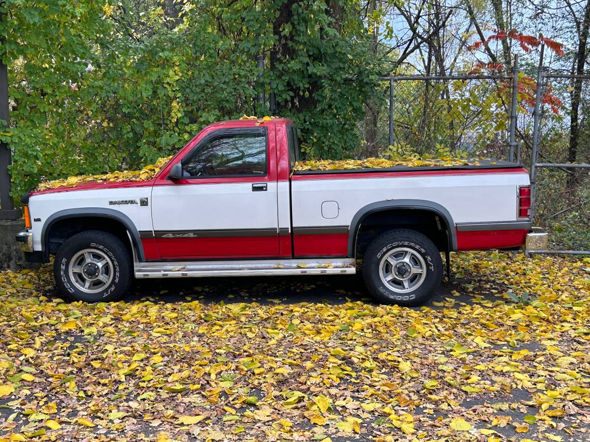 Dodge-dakota-1987-red-1