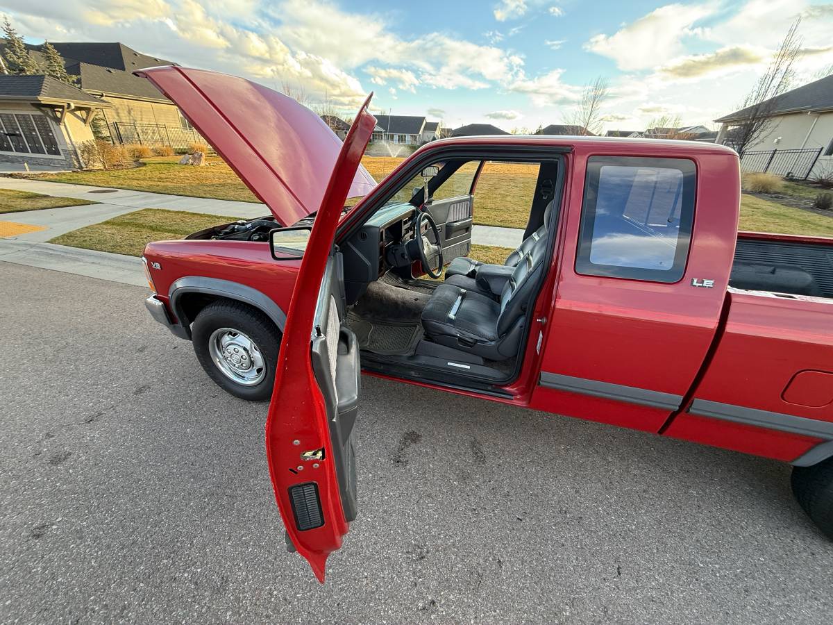 Dodge-dakota-1991-red-14