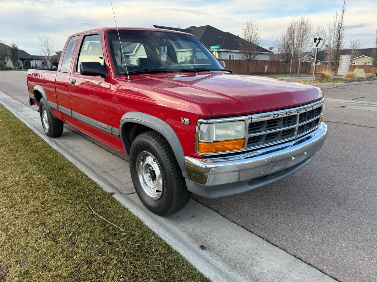 Dodge-dakota-1991-red-2