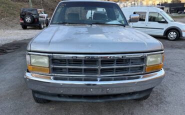 Dodge-dakota-sportslt-1993-silver-8