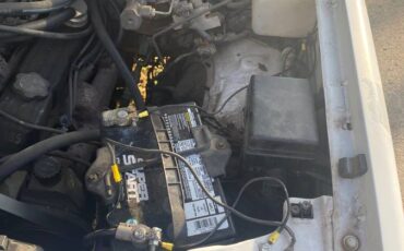 Dodge-dakotaram-pick-up-truck.-it-has-to-fal-1996-white-22