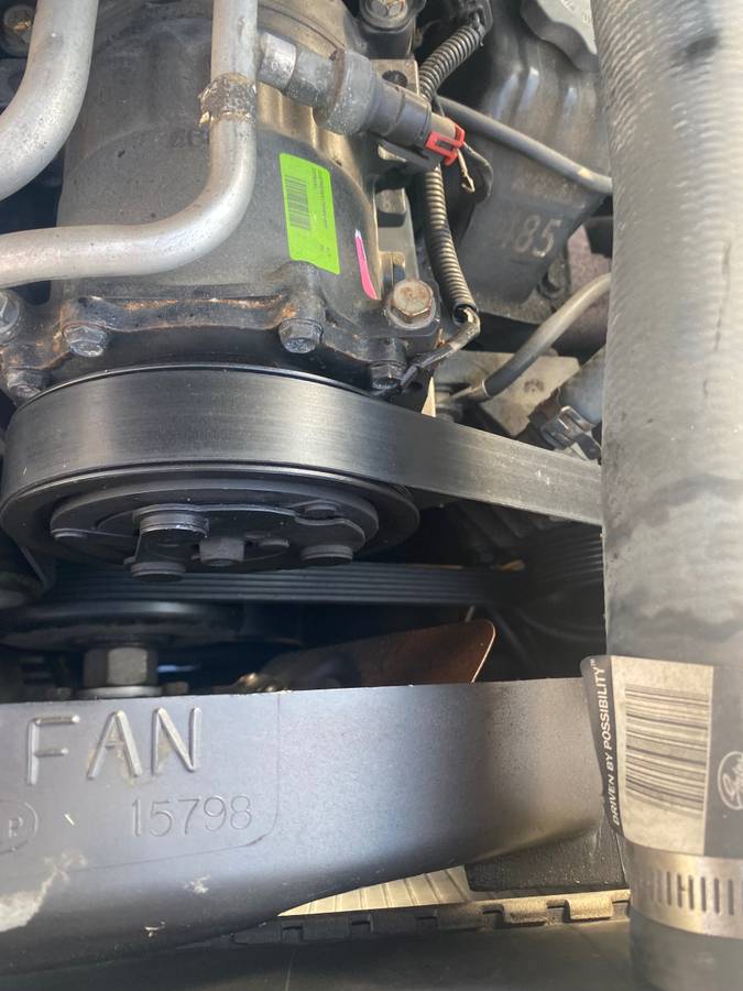 Dodge-dakotaram-pick-up-truck.-it-has-to-fal-1996-white-23