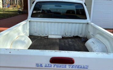 Dodge-dakotaram-pick-up-truck.-it-has-to-fal-1996-white-4