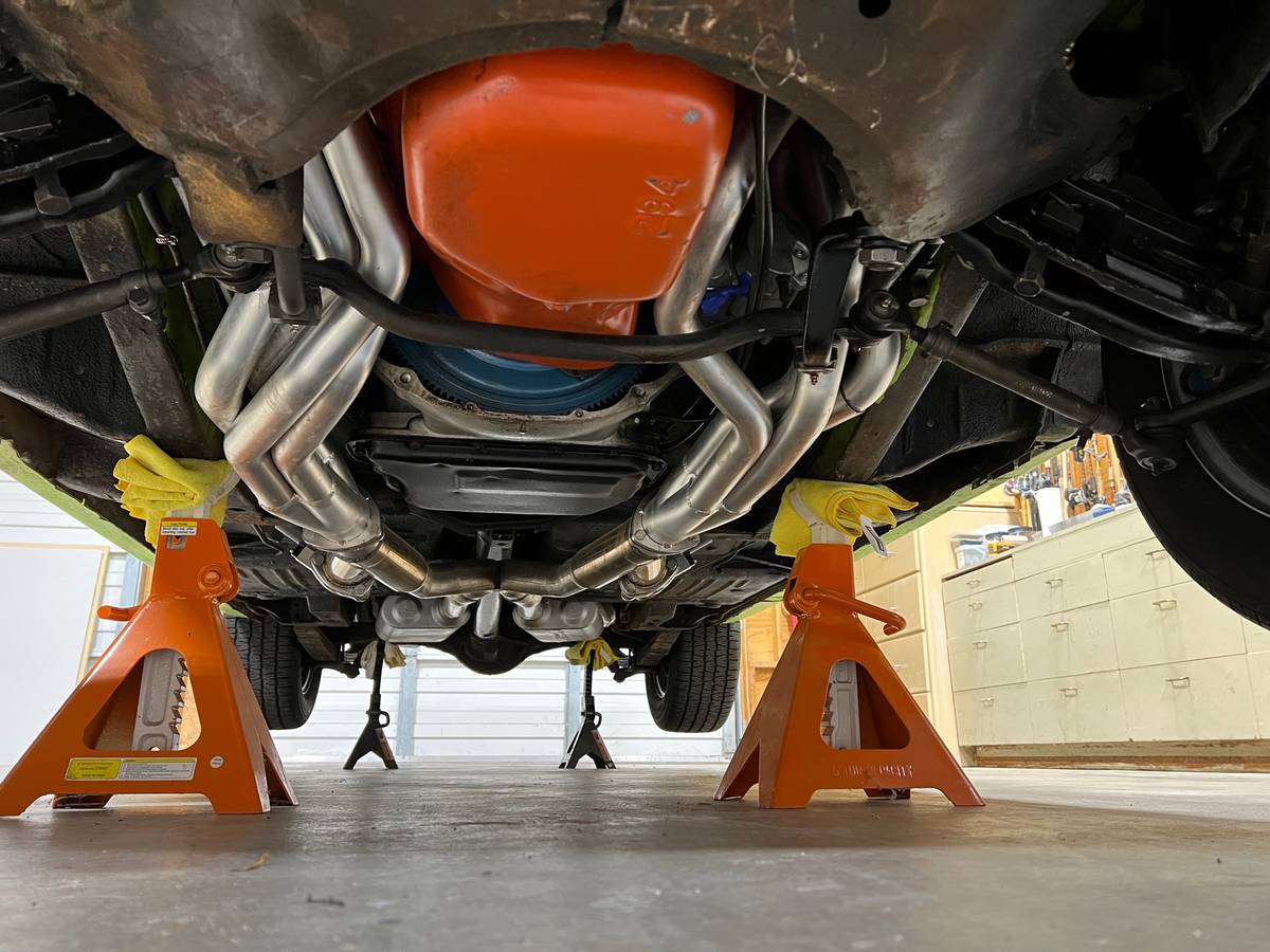 Dodge-dart-swinger-1970-green-16