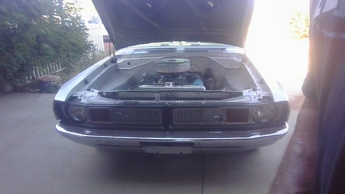 Dodge-dart-swinger-1971-silver-6