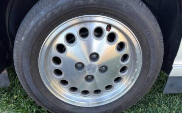 Dodge-daytona-turbo-z-1984-red