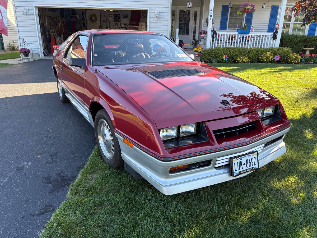 Dodge-daytona-turbo-z-1984-red-7