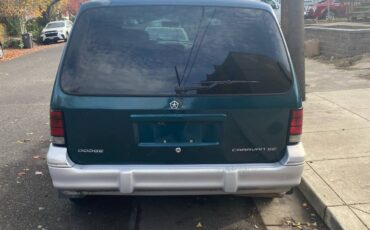 Dodge-grand-caravan-1994-green-16