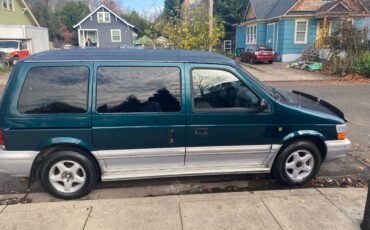 Dodge-grand-caravan-1994-green-4