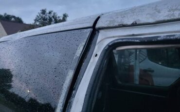 Dodge-grand-caravan-1996-grey-4