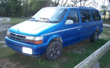 Dodge-grand-caravan-le-1992-blue-2