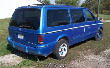Dodge-grand-caravan-le-1992-blue