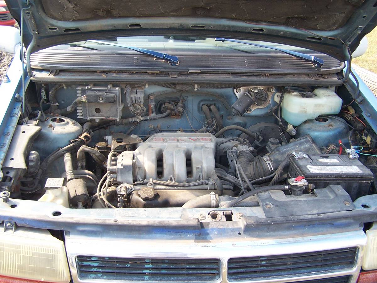 Dodge-grand-caravan-le-1992-blue-4