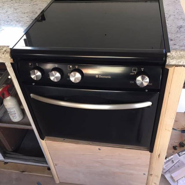 Dodge-motorhome-1971-13