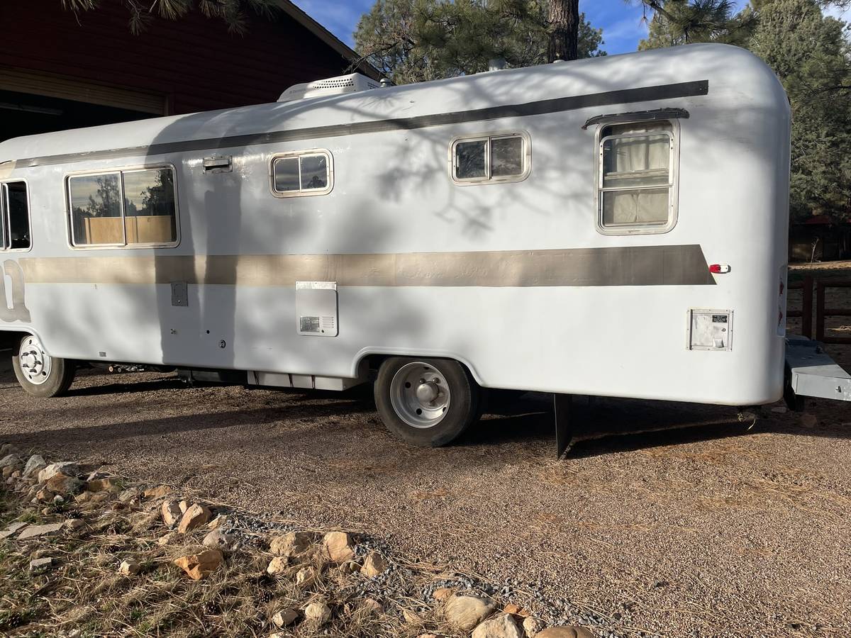 Dodge-motorhome-1971-7