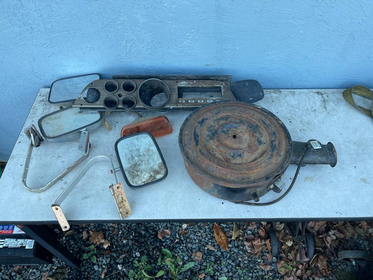 Dodge-pick-ip-short-bed-1974-6