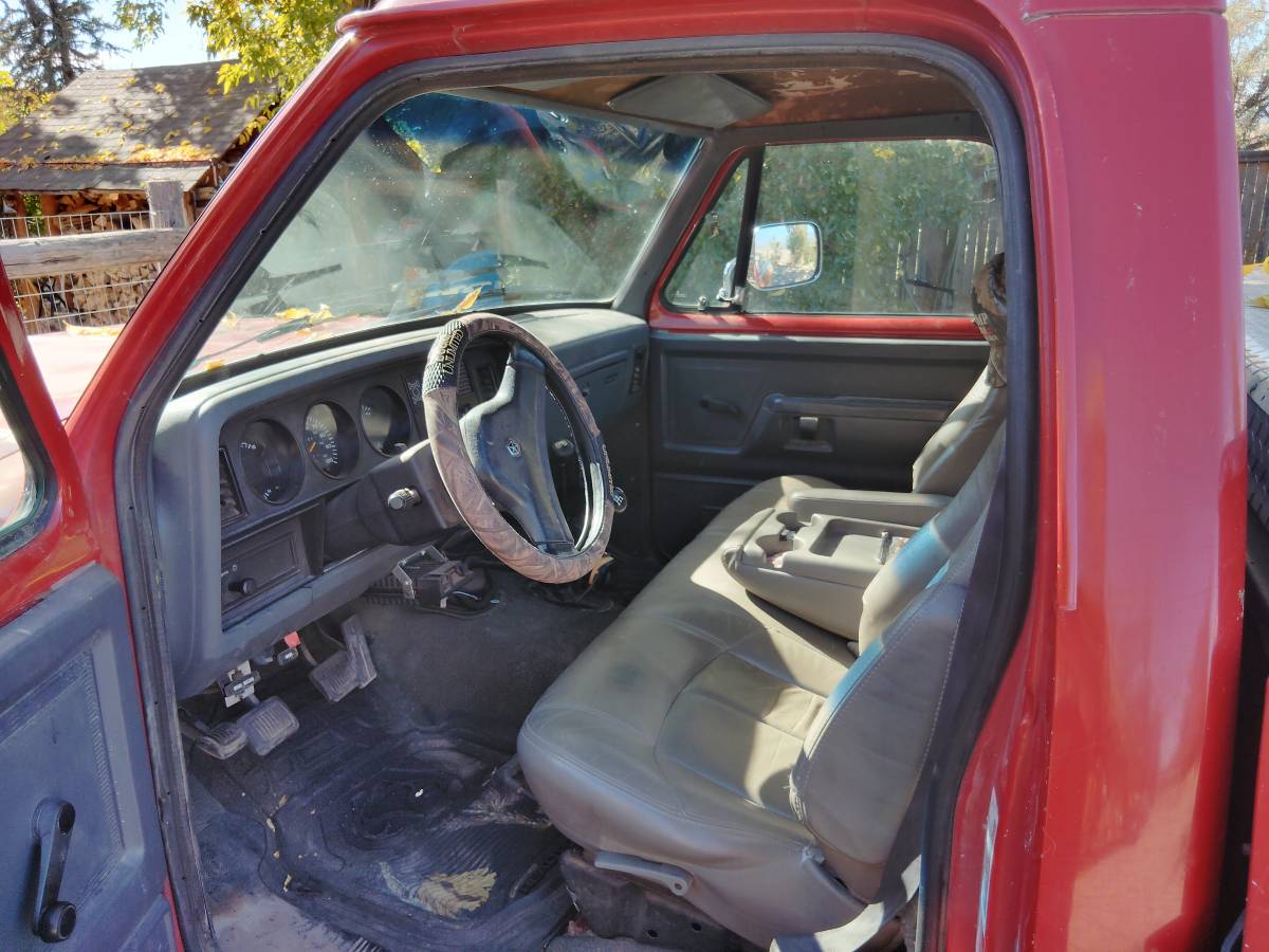 Dodge-power-ram-w-250-1991-red-2